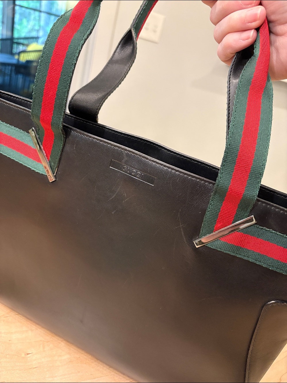 EUC Authentic Gucci Sherry Line-Black Leather Shoulder Bag - Red & Green Straps